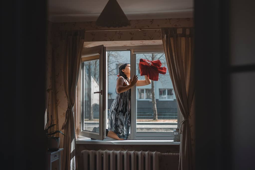 How to Clean Second-Story Window Without a Ladder