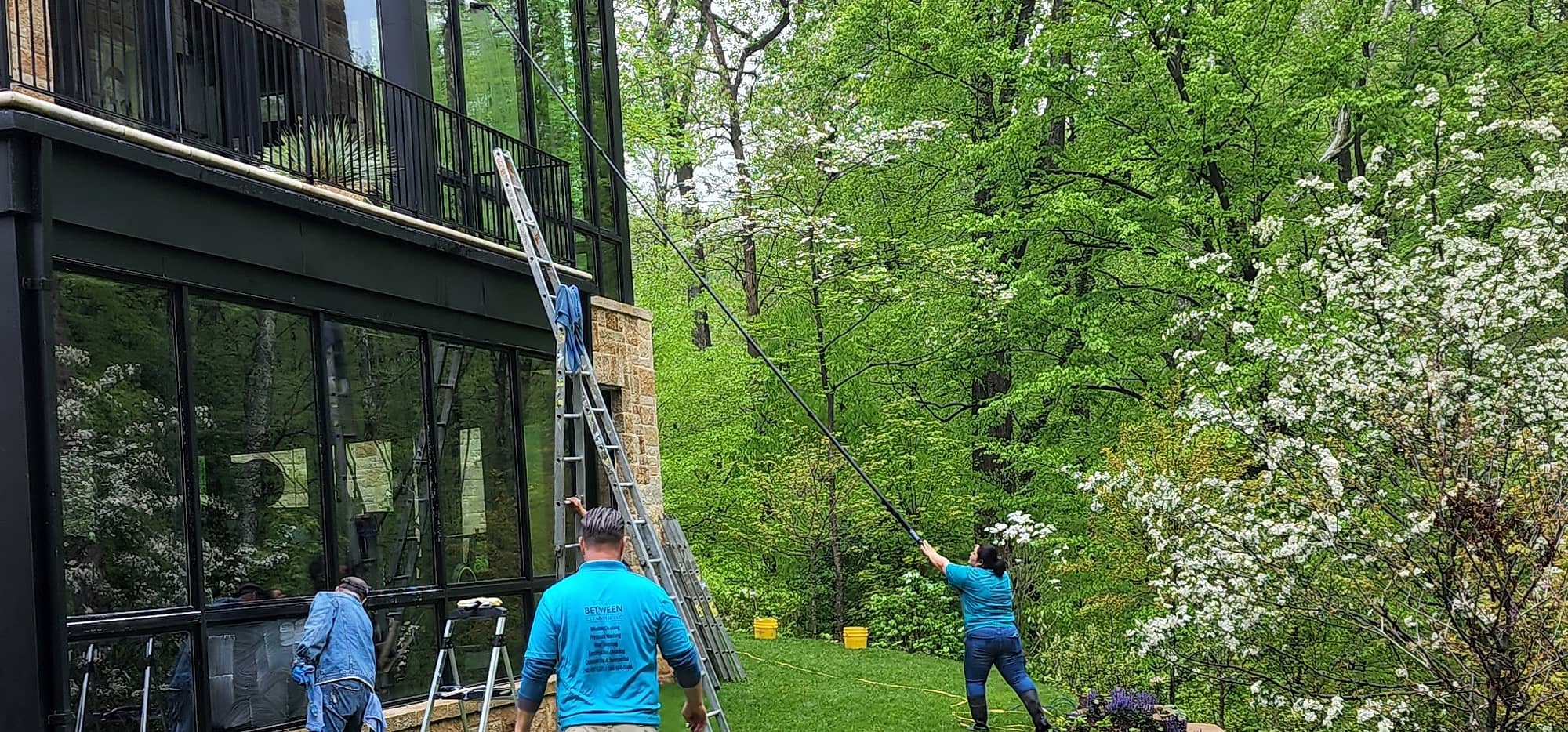 RESIDENTIAL CLEANING SERVICES
